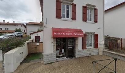 Ferrière Marie-Christine, Institut de Beauté à Cambo-les-Bains