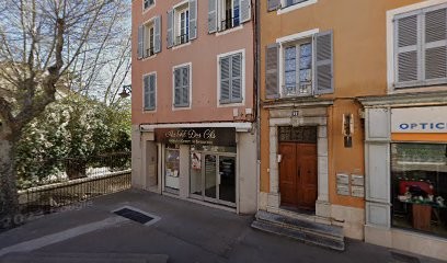 Au Fil Des Cils, Institut de Beauté au Muy