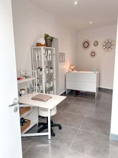 Institut Le Chalet, Institut de Beauté à Cusset