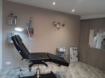 Clémentine Esthétique, Esthéticienne à Guny