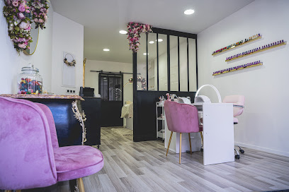 Lash&Glow Institut De Beauté à Issoire