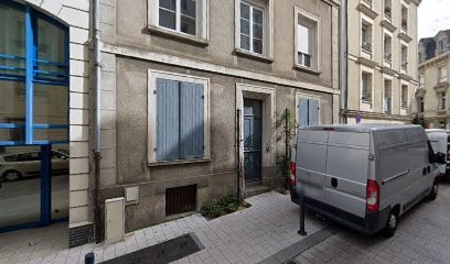 Beauty and the beat, Esthéticienne à Angers