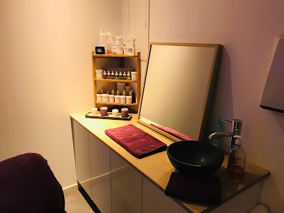 Laïana Institut, Institut de Beauté à Nébian