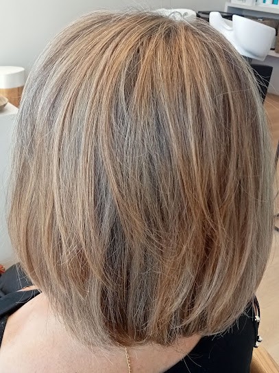 Na Ma Beauté Coiffure, Esthétique Et Barbier, Institut de Beauté à Estillac