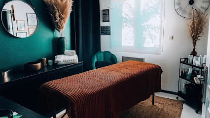 C Beauty, Institut De Beauté à Paucourt