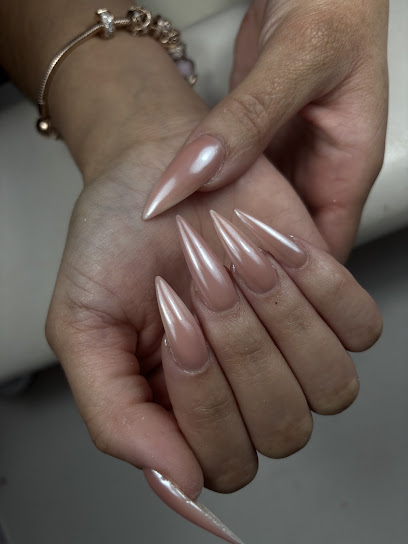 Les Ongles En Rozz, Institut De Beauté au Malesherbois