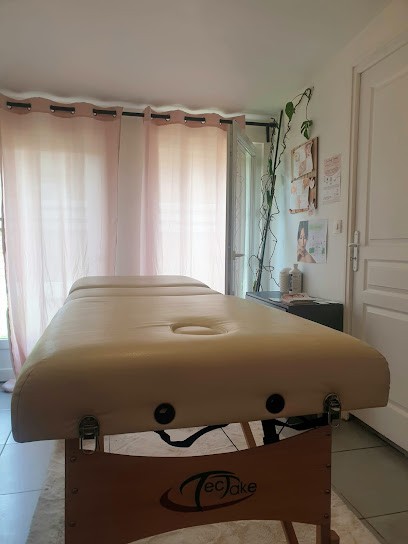 CM Beauty Cosmetics, Esthéticienne à Couëron