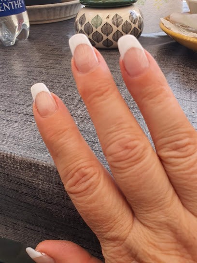 Nailsrina Beauty, Institut de Beauté à Goussainville