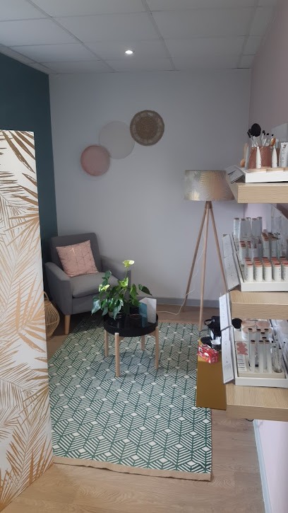 Le Sens Des Regards, Institut de Beauté à Saint-Étienne-le-Molard