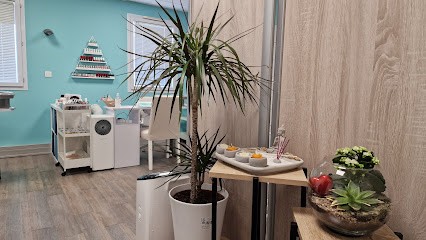 Mai-Tram, Institut Pour La Beauté De Vos Cils Et De Vos Ongles., Institut de Beauté à Décines-Charpieu