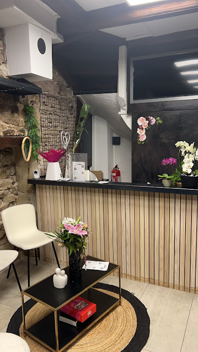 Camelbkh Beauty Concept, Institut De Beauté à Épinal
