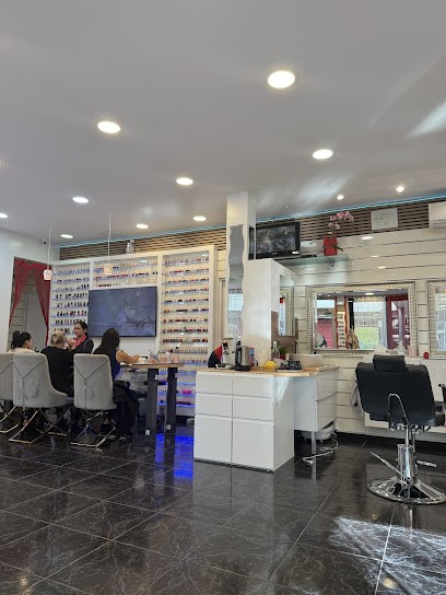 Glo Nail Care - Esthétique Indienne, Institut de Beauté à Châtillon