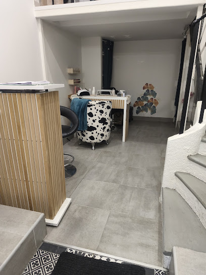 S'thetic Studio, Institut De Beauté à Nice