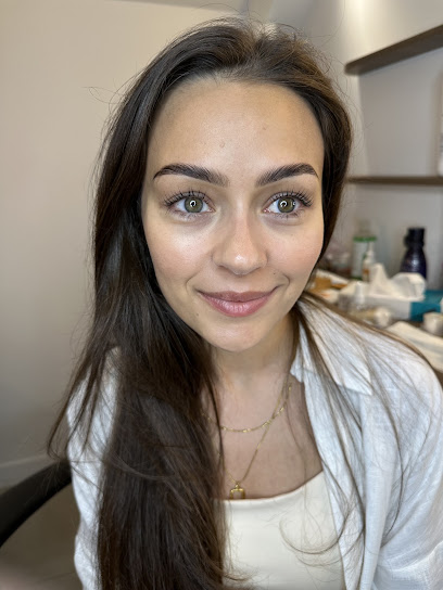 Alesya France (Paris 6) Chez Aixin Beauté, Esthéticienne à Paris 06