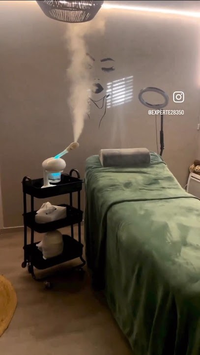 Secret bien etre.B, Esthéticienne à Saint-Lubin-des-Joncherets