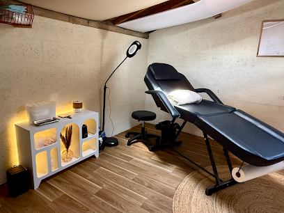 L'atelier Beauté Par Axelle, Institut De Beauté à Baud