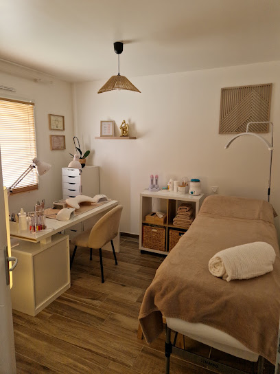Melanie, Ongles & Beauté, Institut De Beauté à l' Huisserie