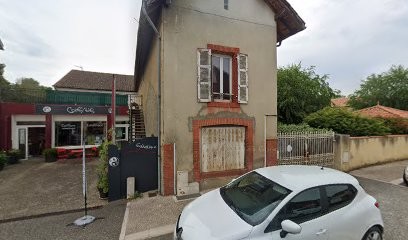 L'être dans sa Bulle, Esthéticienne à Villecomtal-sur-Arros