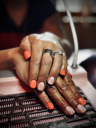 AJ’ Beauty, Institut de Beauté à Coinces