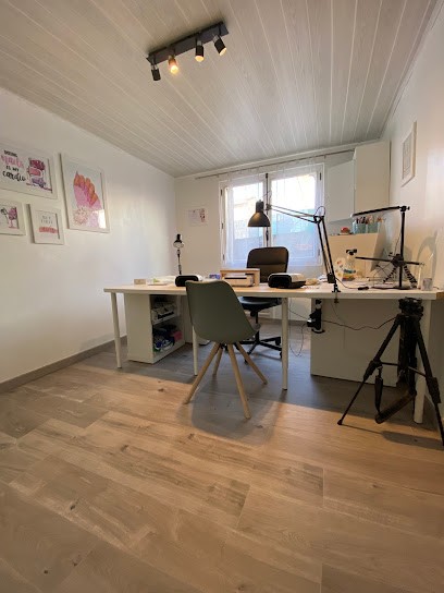 Chrissounails, Institut de Beauté à Talence