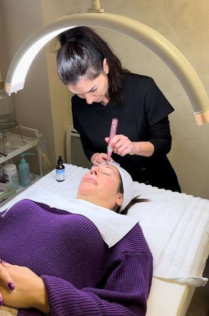 Aly Institute Soins Du Visage 77, Institut de Beauté à Serris