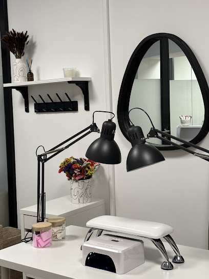 A&Sthetic Studio, Institut De Beauté à Cannes