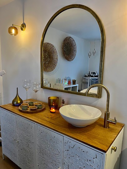 Anaïs.R - Institut de beauté privé, Institut de Beauté à Argelliers