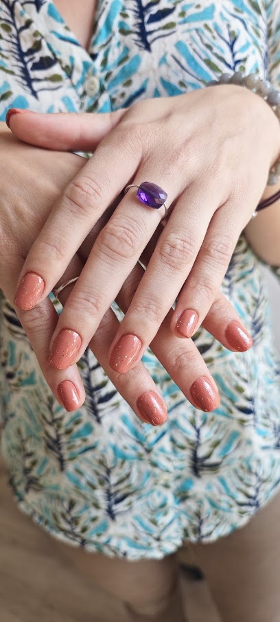 Les Ongles De Marie Prothésiste Ongulaire À Domicile, Institut De Beauté à Avignon