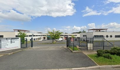 Carlance Limas - Lumière Pulsée - Minceur, Institut de Beauté à Limas