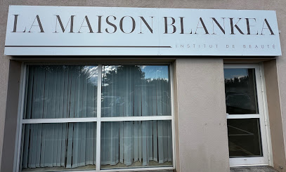 La Maison Blankea Institut De Beauté à Vedène