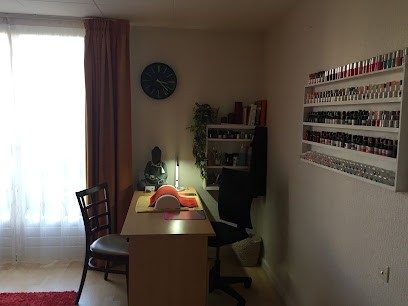 Bel 2 Mains, Institut de Beauté à Sèvres