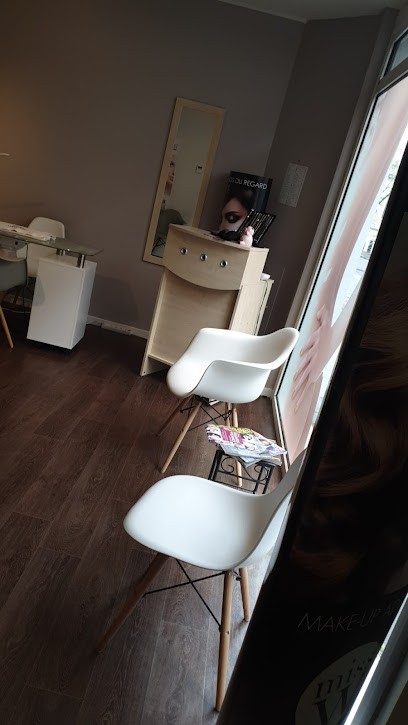 Sarl Parfumerie Delphine Corrine, Institut de Beauté à Libourne