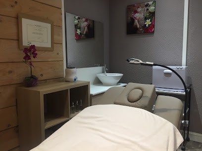 Le Salon D'Etelka, Institut de Beauté à Orcines