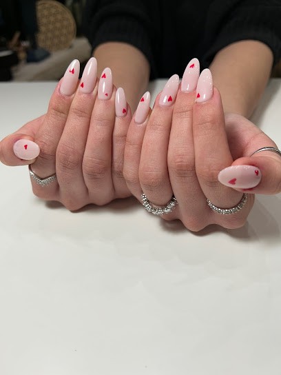 GLM Manucure - Onglerie Macon, Institut de Beauté à Mâcon