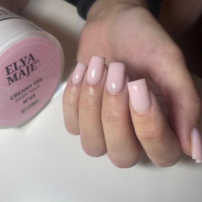 Nails By Coralie, Institut de Beauté à Mougins