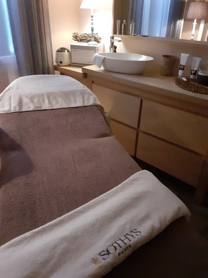 Institut De Beaute Lydie, Institut de Beauté à Cours-de-Pile