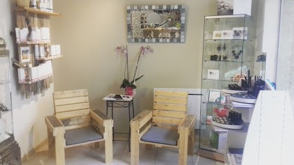 Aux Petits Soins Nature, Institut de Beauté à Simorre