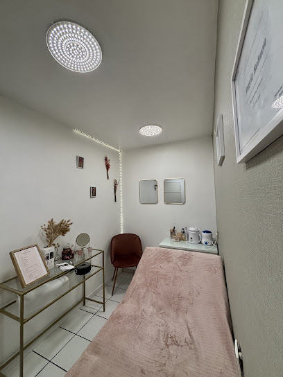 La Beauté D'angèle Institut De Beauté à Liffré