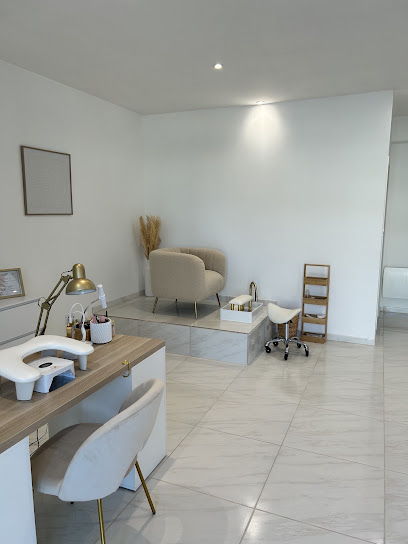 Ls-Beautysalon Institut De Beauté à Maringues