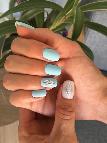 IWInails, Institut de Beauté à Eysines