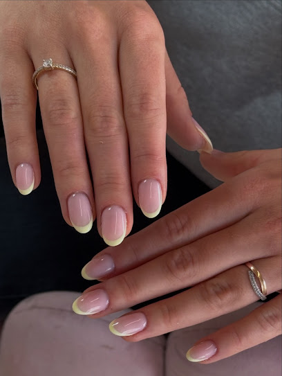 Nailsbyoum - Ongles Et Formations, Institut De Beauté à Amiens