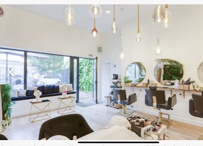 Queen Mina, Institut de Beauté à Romainville