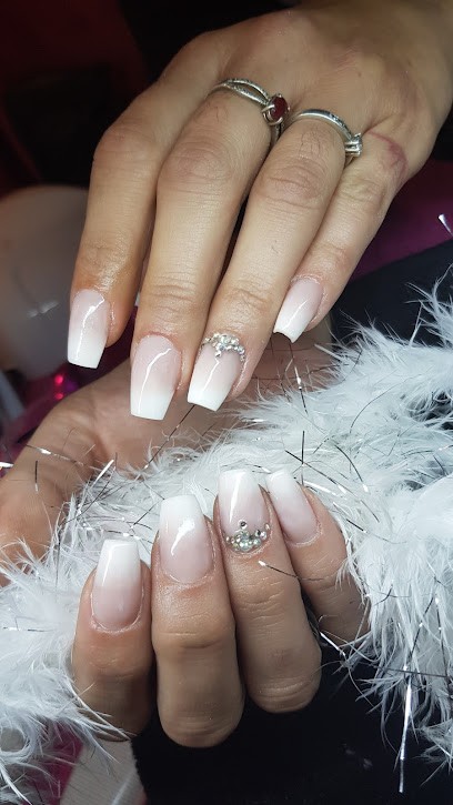 Margarida CherryNails, Institut de Beauté à Mézin