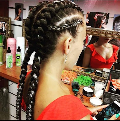 Tresses, Onglerie & Extensions, Institut de Beauté à Vias