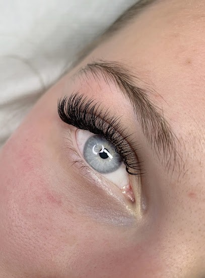 Charlie Eyes, Institut de Beauté à Chantepie