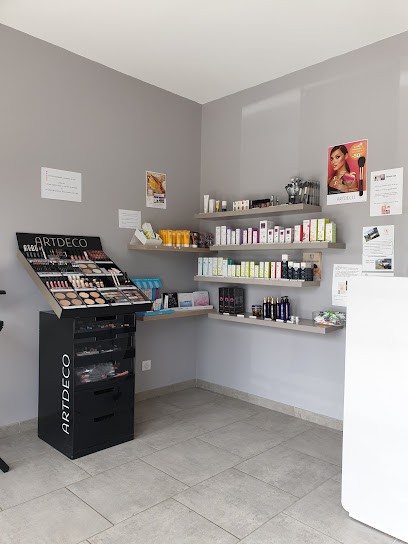 Escale Bien-Etre, Institut de Beauté à Étables