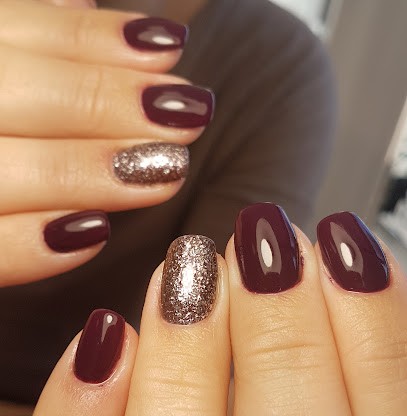 Alice Degottex Prothésiste Ongulaire & Maquilleuse Professionnelle, Institut de Beauté à Polliat