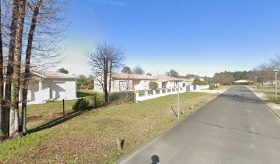 Mary, Institut de Beauté à Hourtin