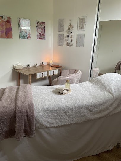 Zoïa Beauty | Drainage Lymphatique Renata Franca | Hydrapure | Dermaplaning | Massage, Institut de Beauté à Oncy-sur-École
