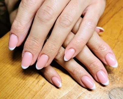 Ongles Poudrés, Institut de Beauté à Saint-Mitre-les-Remparts